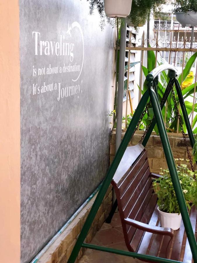Hidden Hue Homestay Ngoại thất bức ảnh