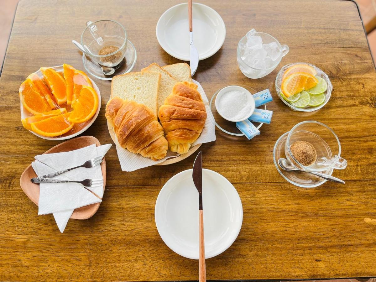 Hidden Hue Homestay Ngoại thất bức ảnh